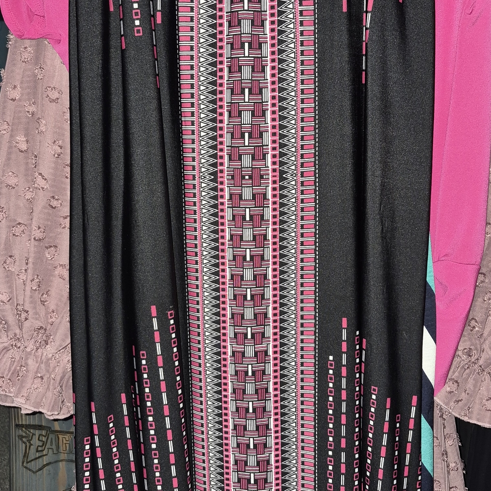 Elegant Black and Pink Maxi Dress